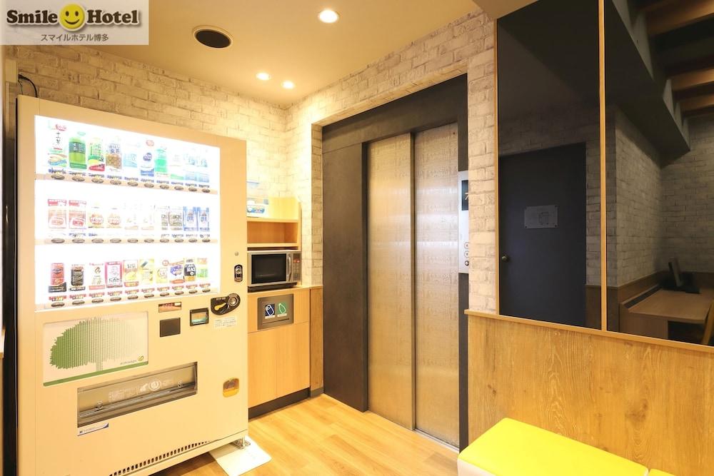 Smile Smart Inn Hakata Fukuoka  Exterior photo